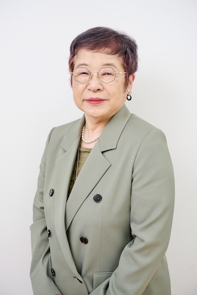 羽倉 佐知子
